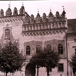 Historic building with ornate Gothic-Renaissance facade.