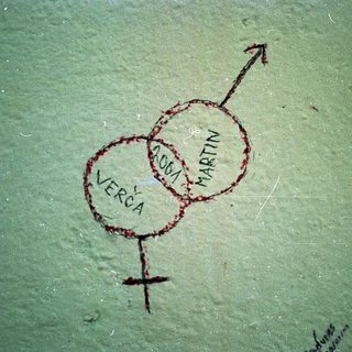 Graffiti depicting female and male symbols with names "Verca" and "Martin".