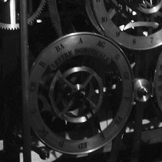 Mechanical astronomical calculating device.