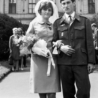 Black and white photo of a bride and groom.