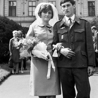 Black and white photo of a bride and groom.