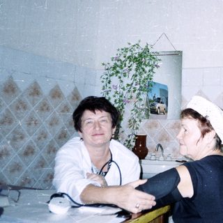 Medical consultation between doctor and patient.